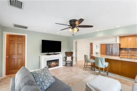 1035 Woodbrook Drive Largo FL 33770