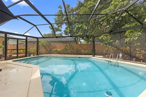 1035 Woodbrook Drive Largo FL 33770