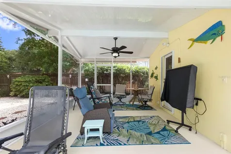 1035 Woodbrook Drive Largo FL 33770
