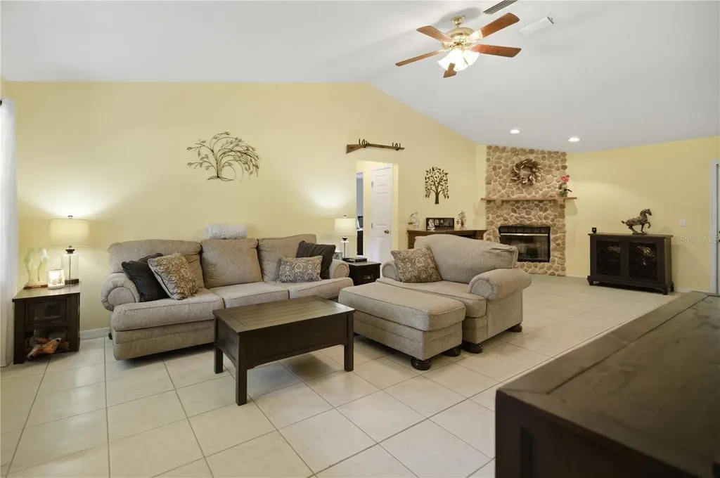 17900 NW 120th Avenue Road Reddick FL 32686