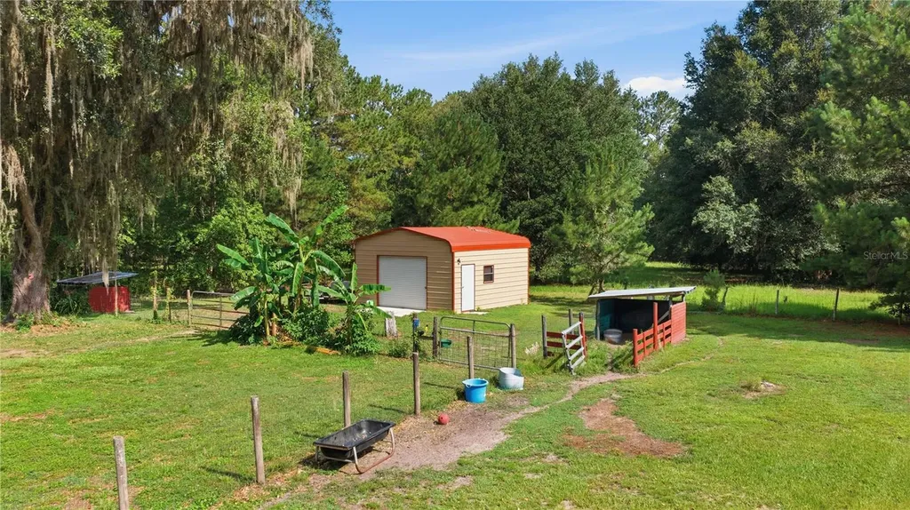 17900 NW 120th Avenue Road Reddick FL 32686