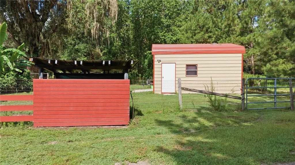 17900 NW 120th Avenue Road Reddick FL 32686