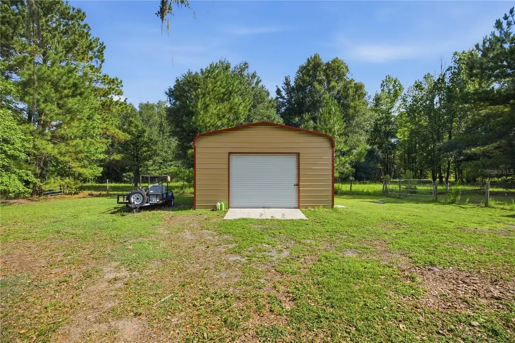 17900 NW 120th Avenue Road Reddick FL 32686