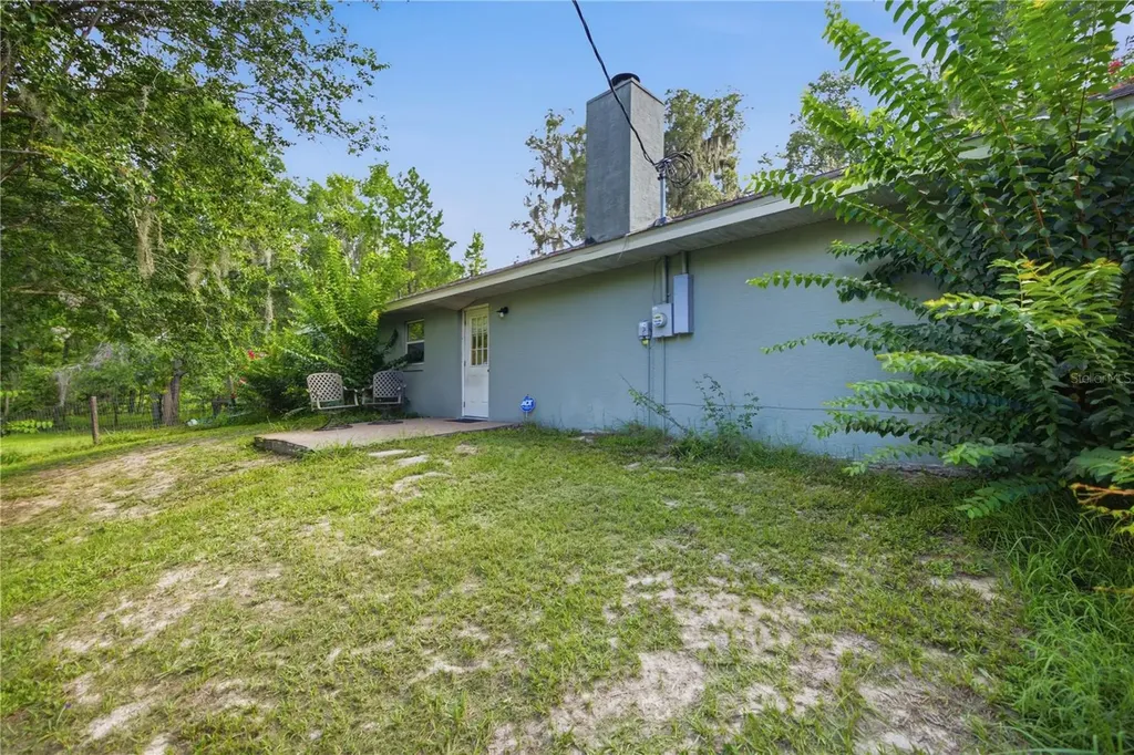 17900 NW 120th Avenue Road Reddick FL 32686
