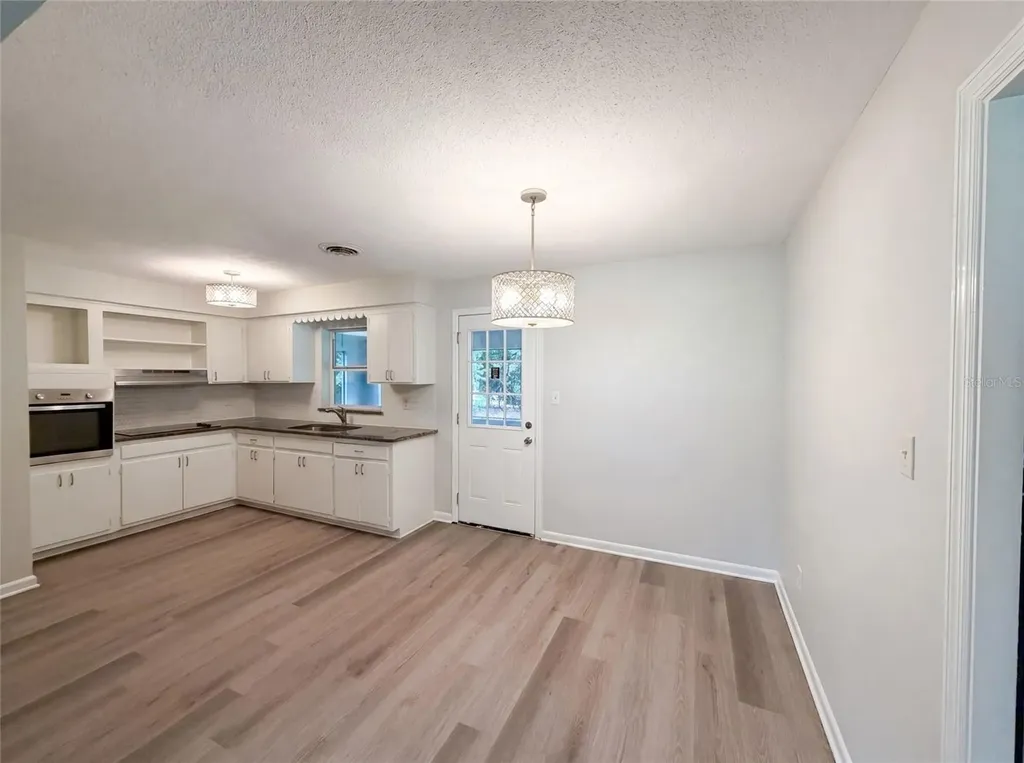 2410 NE 3rd Avenue Ocala FL 34470