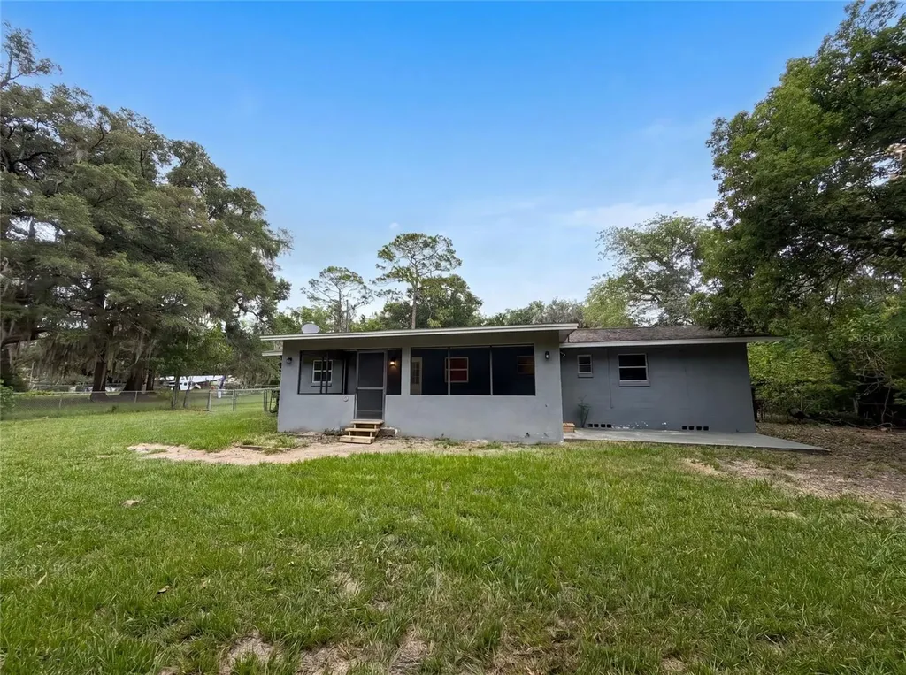 2410 NE 3rd Avenue Ocala FL 34470