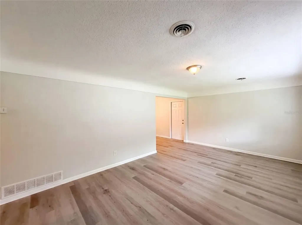 2410 NE 3rd Avenue Ocala FL 34470