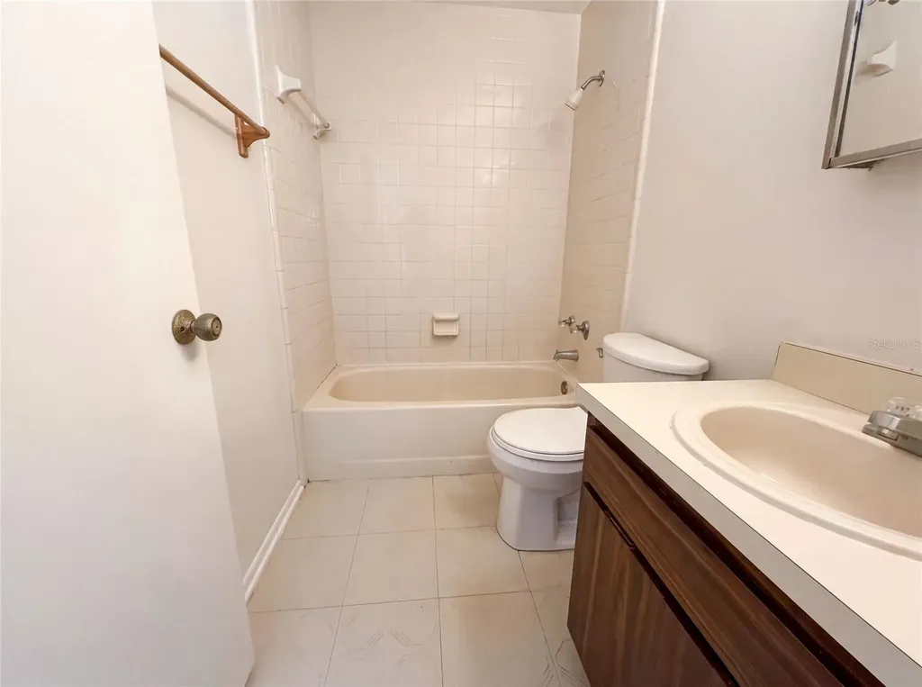 5720 Kneeland Lane Tampa FL 33625