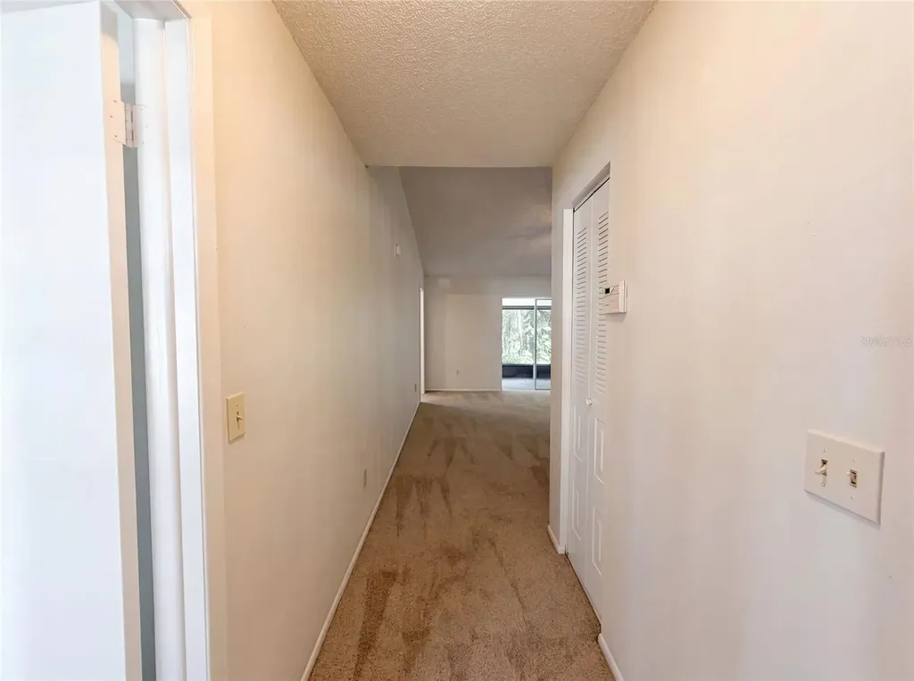 5720 Kneeland Lane Tampa FL 33625