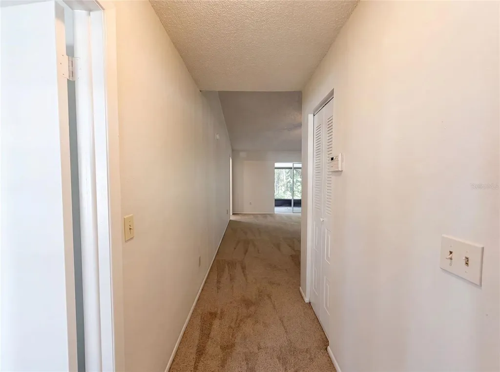 5720 Kneeland Lane Tampa FL 33625