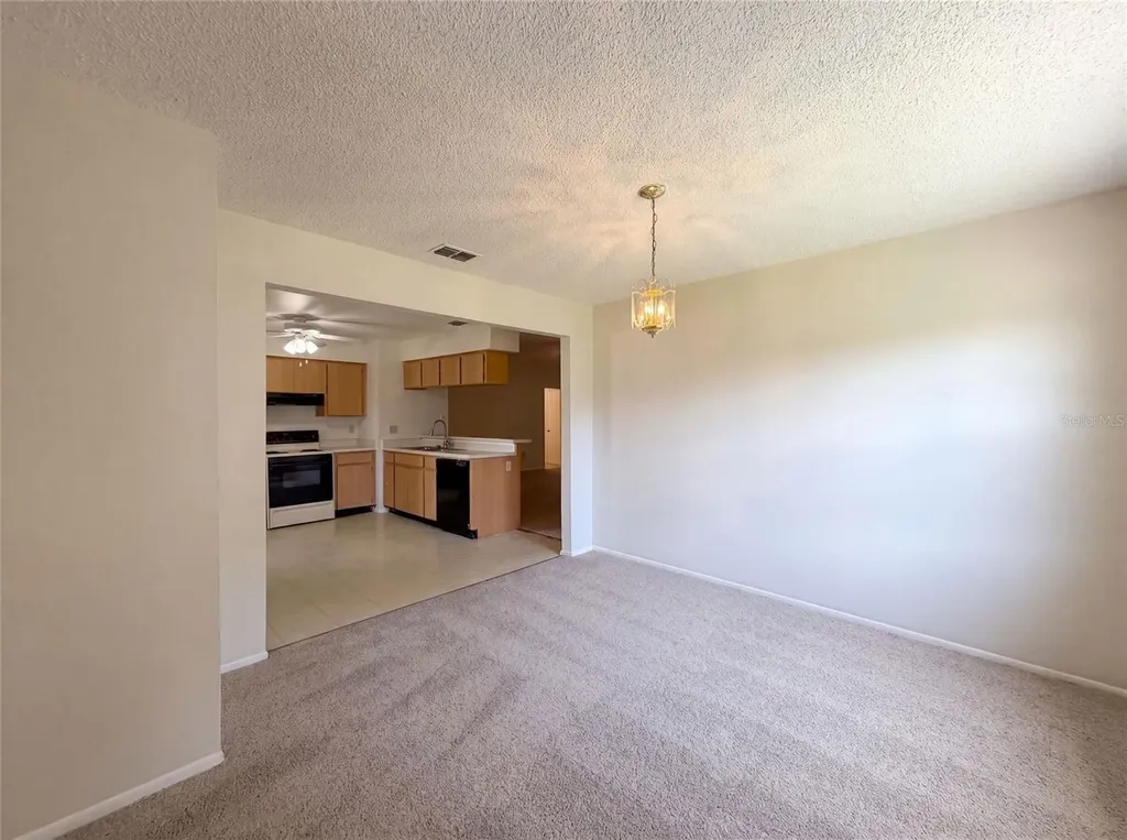 5720 Kneeland Lane Tampa FL 33625