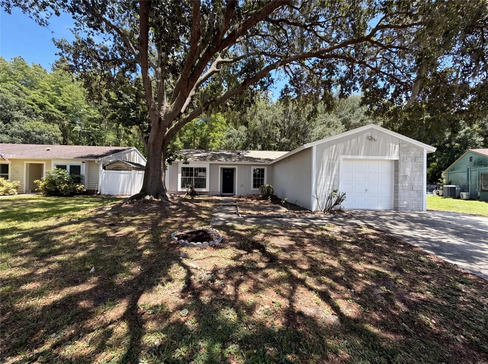 5720 Kneeland Lane Tampa FL 33625