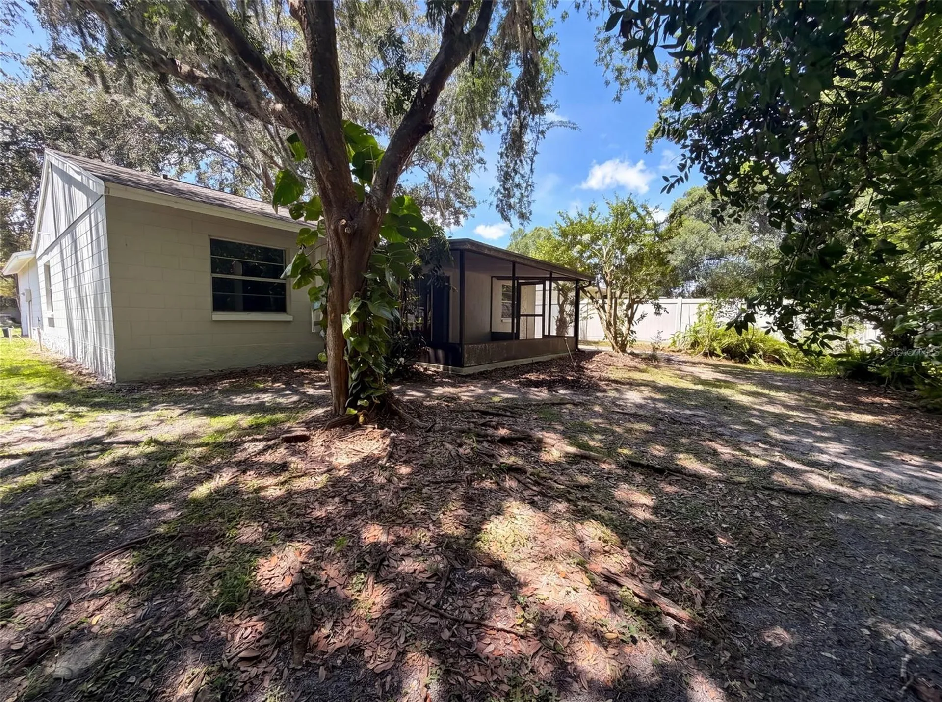 5720 Kneeland Lane Tampa FL 33625