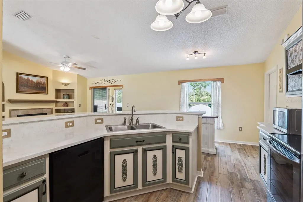 2325 Alton Road Deltona FL 32738