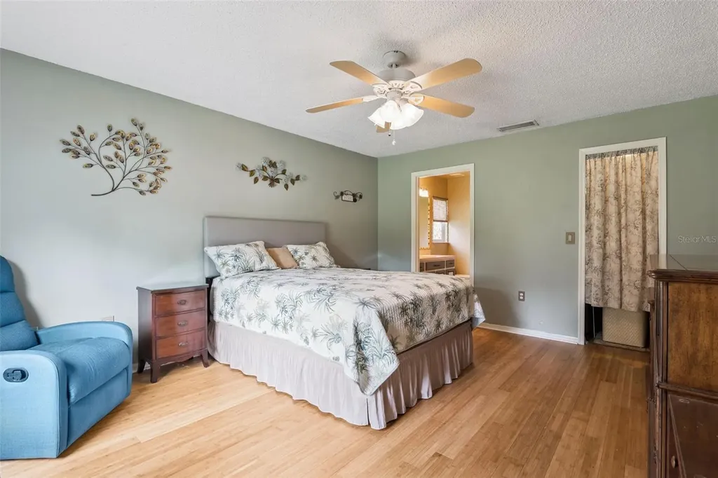 2325 Alton Road Deltona FL 32738