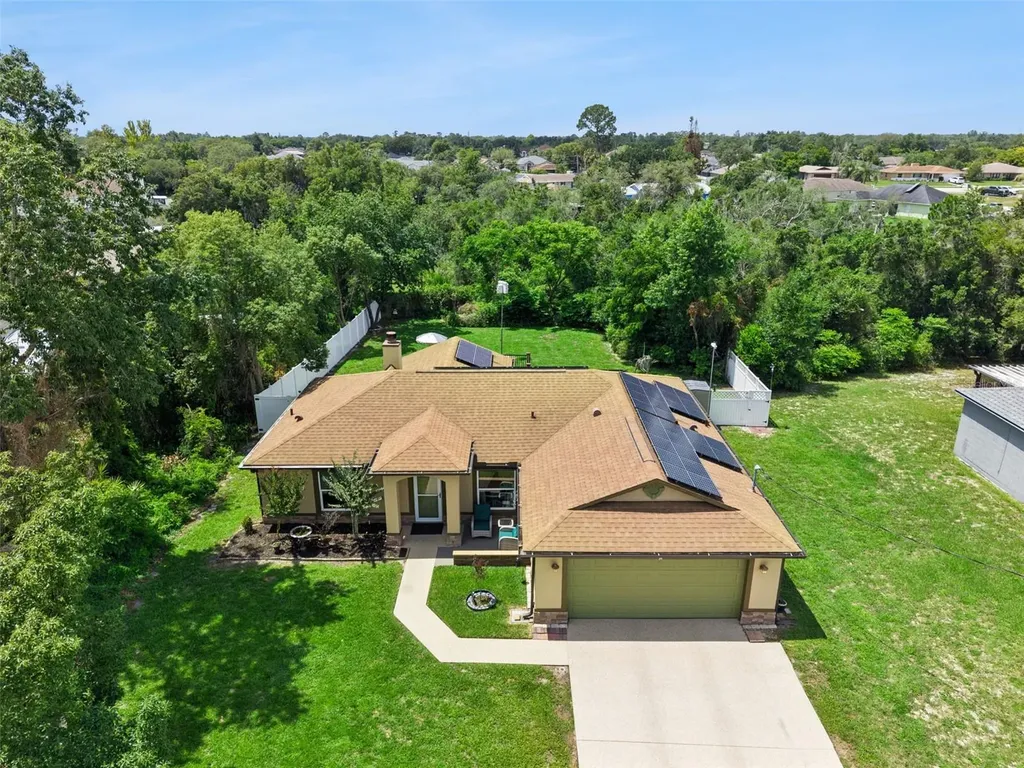 2325 Alton Road Deltona FL 32738