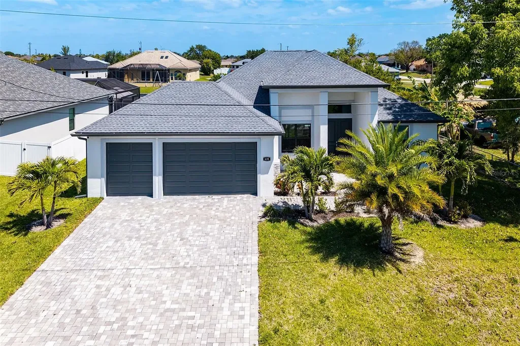 635 NE 7th Terrace Cape Coral FL 33909