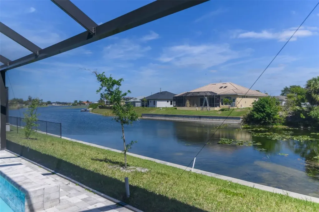 635 NE 7th Terrace Cape Coral FL 33909