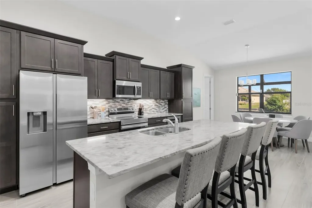 635 NE 7th Terrace Cape Coral FL 33909