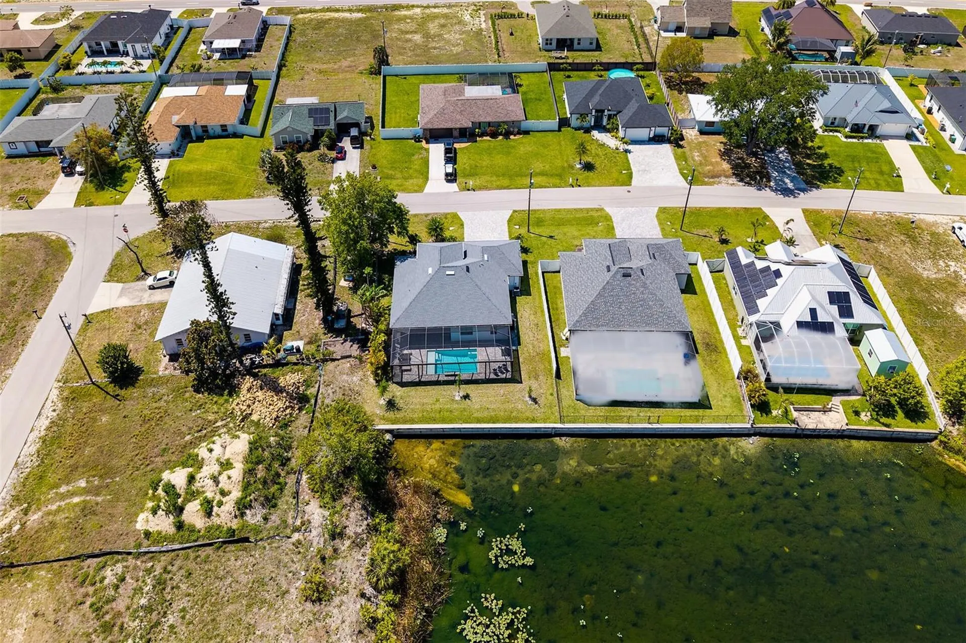 635 NE 7th Terrace Cape Coral FL 33909