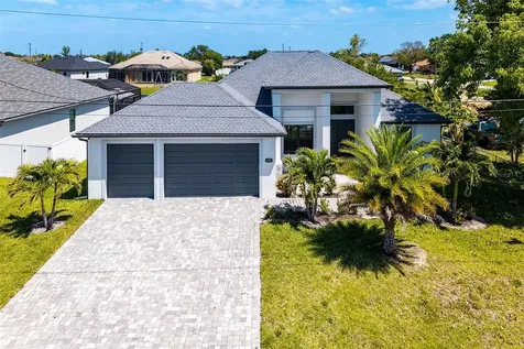 635 NE 7th Terrace Cape Coral FL 33909