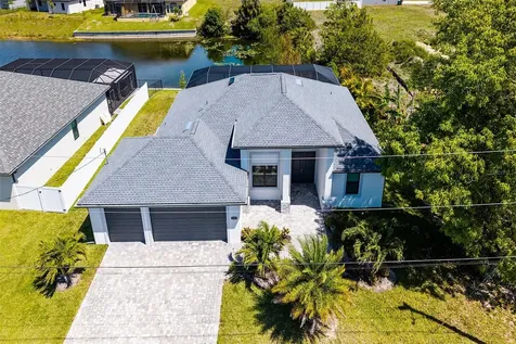 635 NE 7th Terrace Cape Coral FL 33909