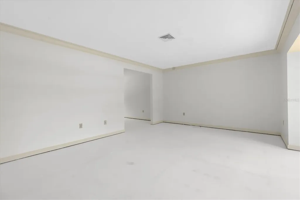 14373 82nd Terrace Seminole FL 33776