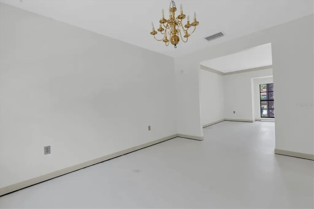 14373 82nd Terrace Seminole FL 33776