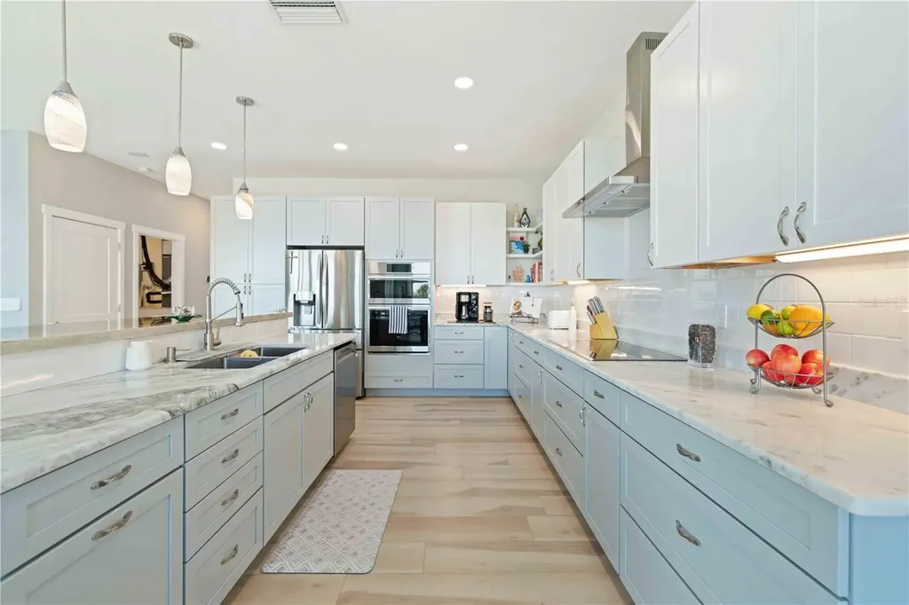 7524 Whitcomb Englewood FL 34223