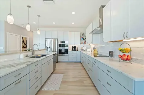 7524 Whitcomb Englewood FL 34223