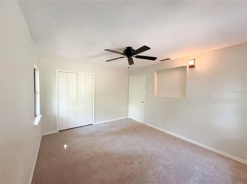 3739 Lake Griffin Road Lady Lake FL 32159