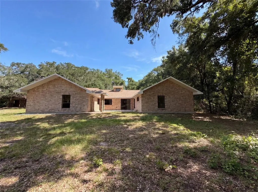 3739 Lake Griffin Road Lady Lake FL 32159