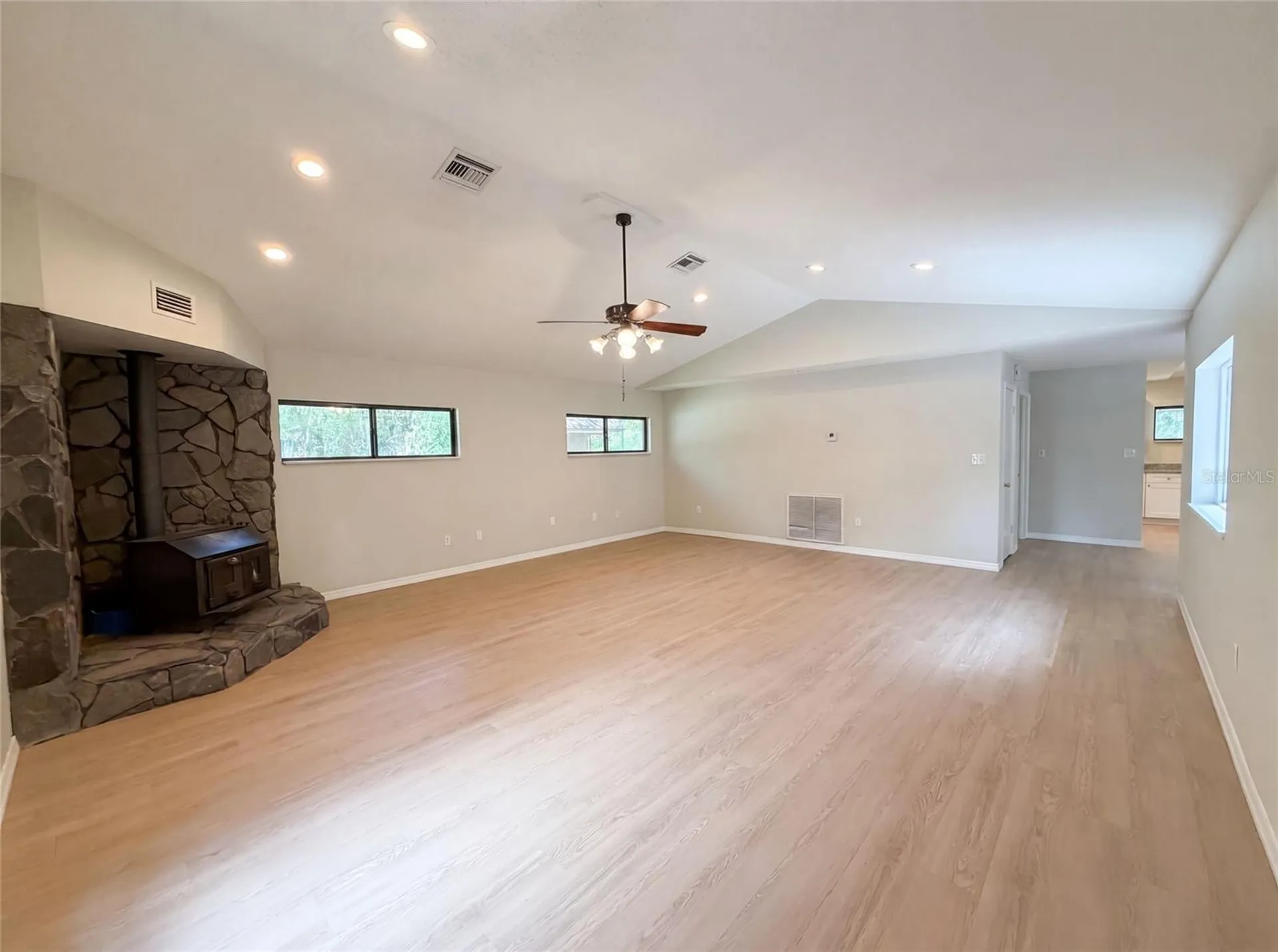 3739 Lake Griffin Road Lady Lake FL 32159