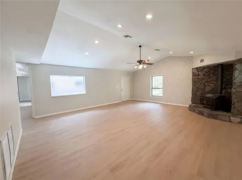 3739 Lake Griffin Road Lady Lake FL 32159