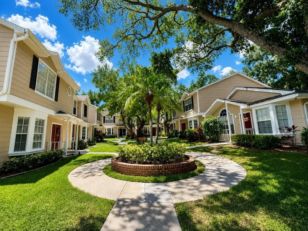 2384 Hounds Trail Palm Harbor FL 34683