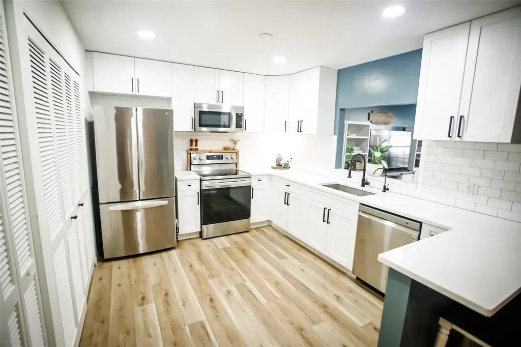 2384 Hounds Trail Palm Harbor FL 34683