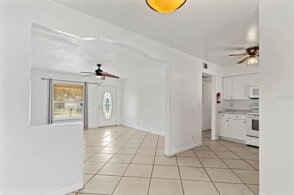 5923 Yorkshire Road Tampa FL 33634