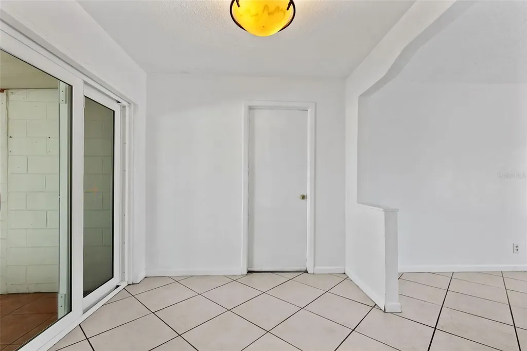5923 Yorkshire Road Tampa FL 33634