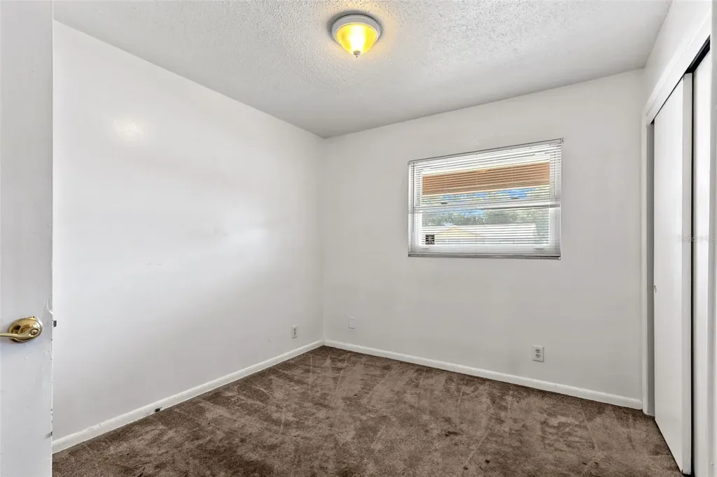 5923 Yorkshire Road Tampa FL 33634
