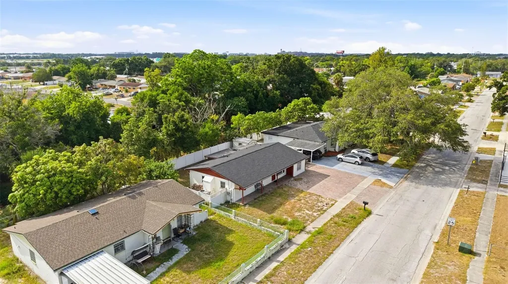 5923 Yorkshire Road Tampa FL 33634