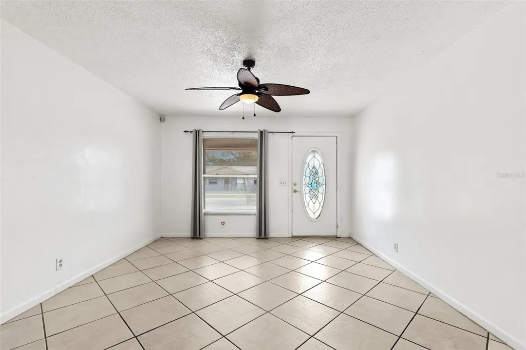 5923 Yorkshire Road Tampa FL 33634