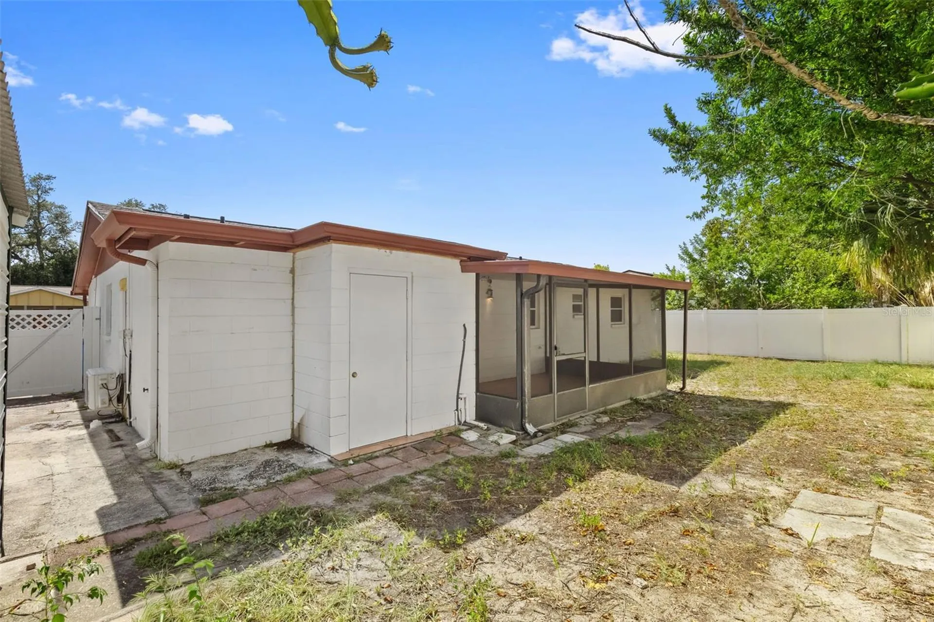 5923 Yorkshire Road Tampa FL 33634