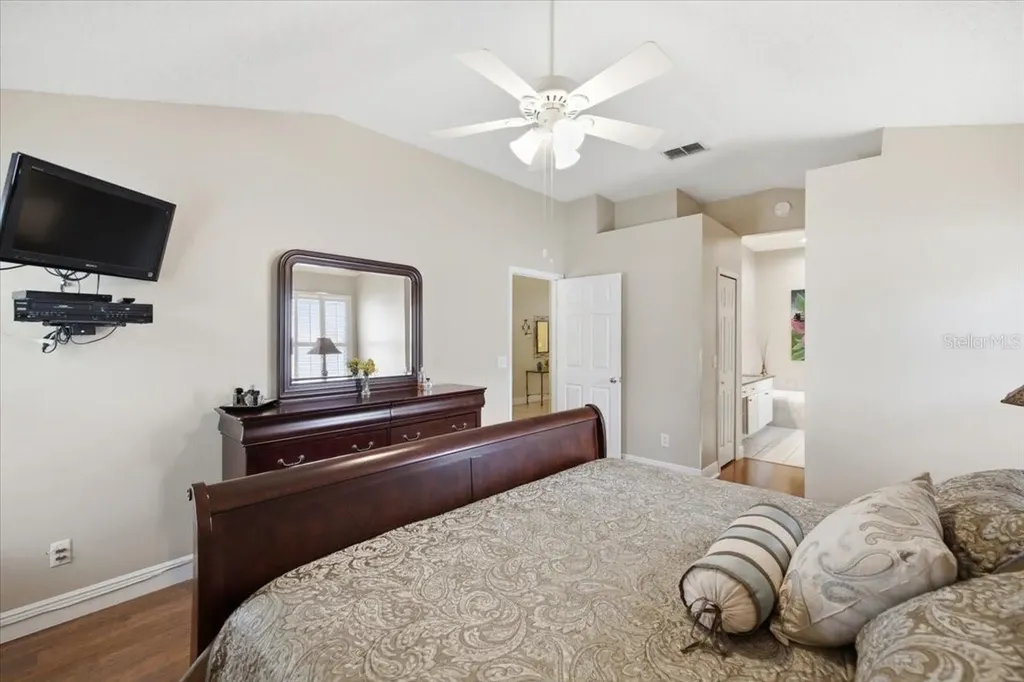 392 Tavernier Circle Oldsmar FL 34677