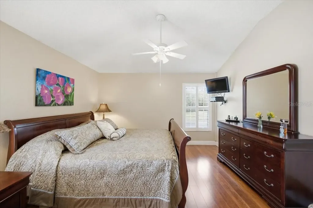 392 Tavernier Circle Oldsmar FL 34677