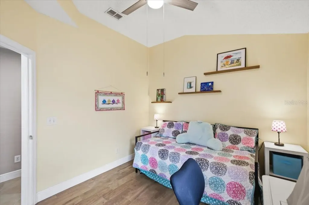 392 Tavernier Circle Oldsmar FL 34677