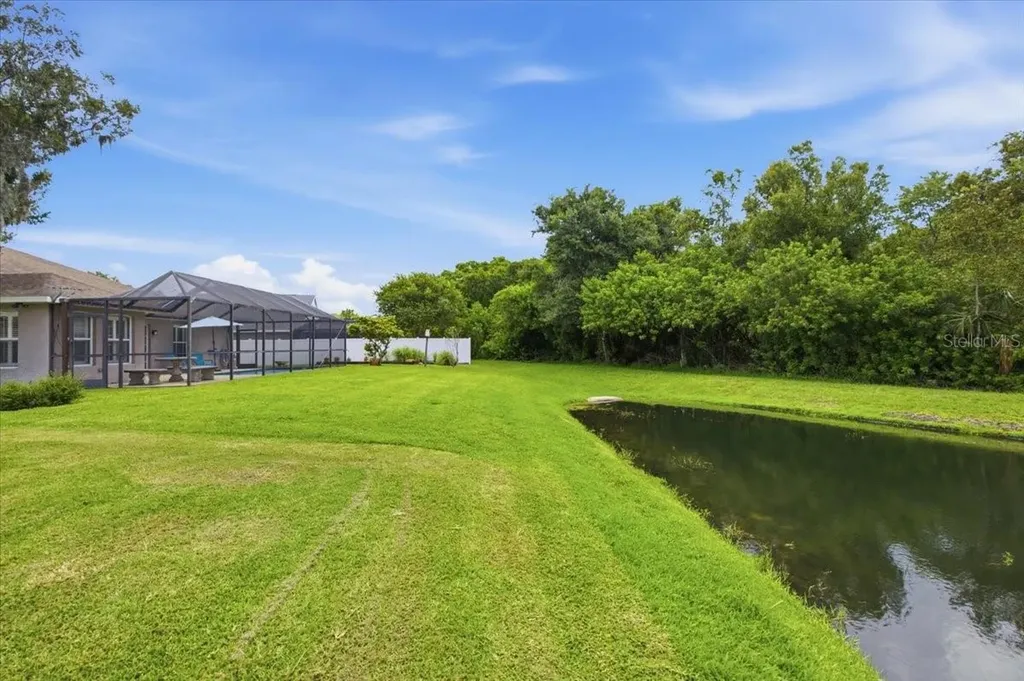 392 Tavernier Circle Oldsmar FL 34677