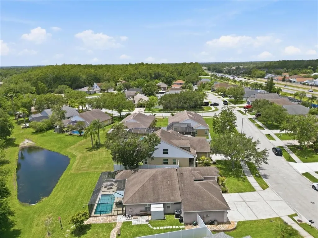 392 Tavernier Circle Oldsmar FL 34677