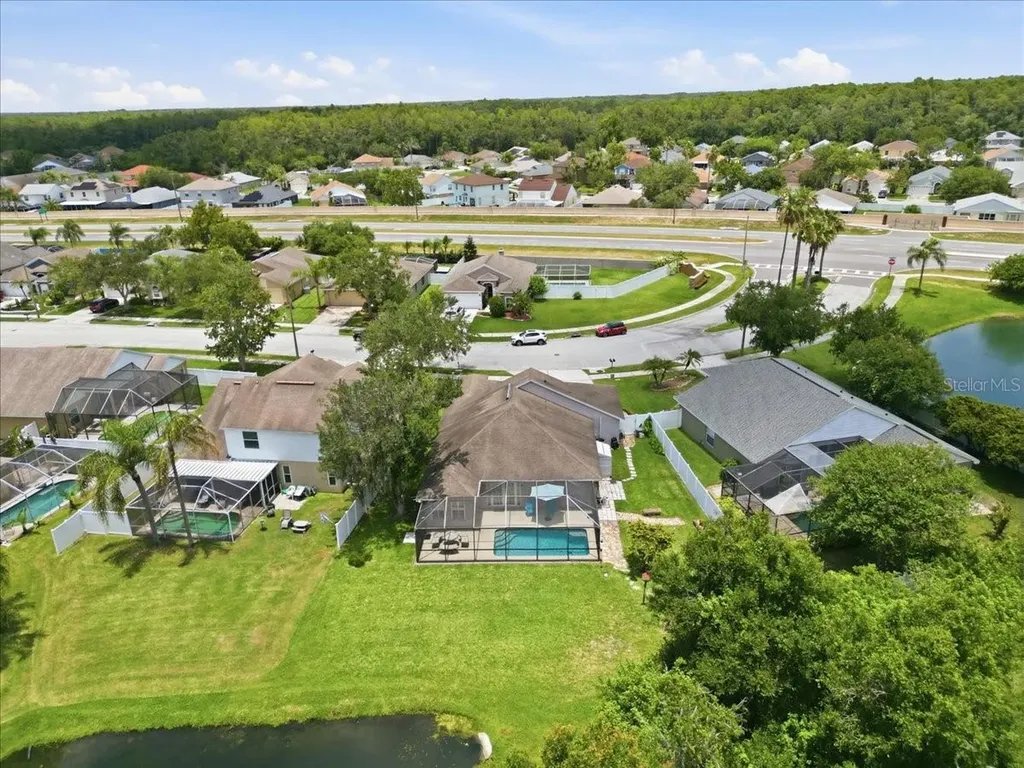 392 Tavernier Circle Oldsmar FL 34677