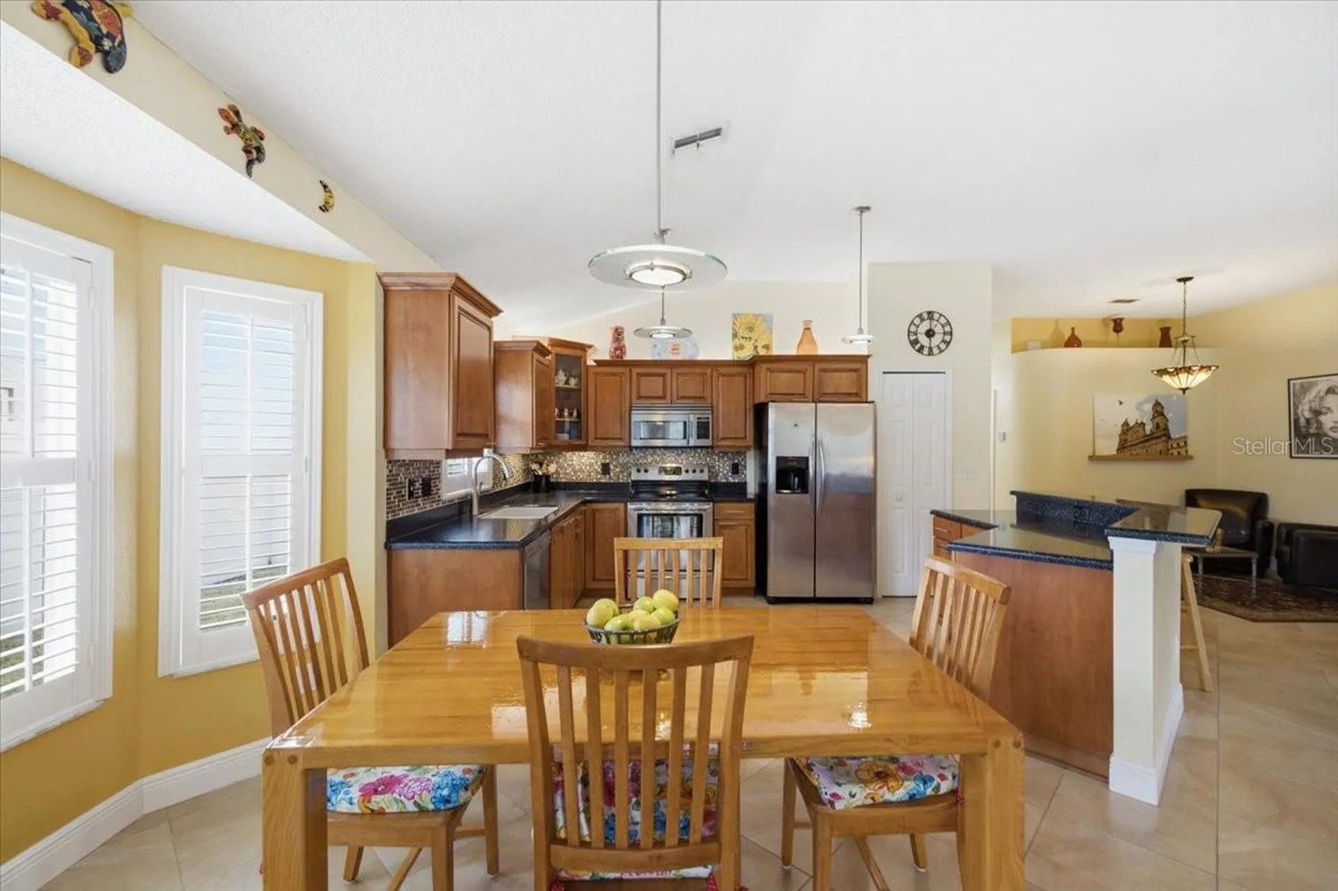 392 Tavernier Circle Oldsmar FL 34677