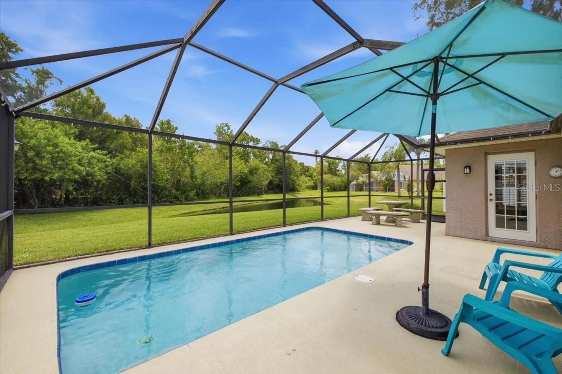 392 Tavernier Circle Oldsmar FL 34677